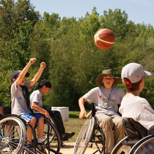 Scouts Canada Cubs Wheelchairs Playing Ball (1)